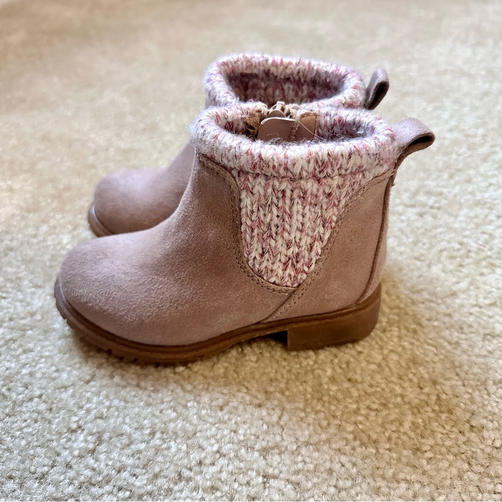 True Craft Knit Booties - Picture 5 of 9